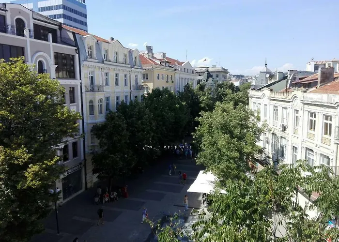 Infinity Blue 1 بورغاس