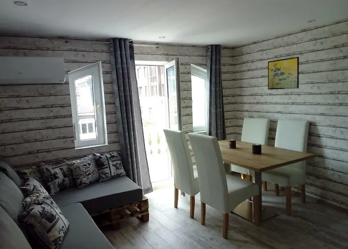 Infinity Blue 1 * Burgaz